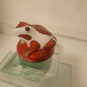 Vtg Sachet Diffuser Elizabeth Arden Frog Pomander  For Talcum or Scents